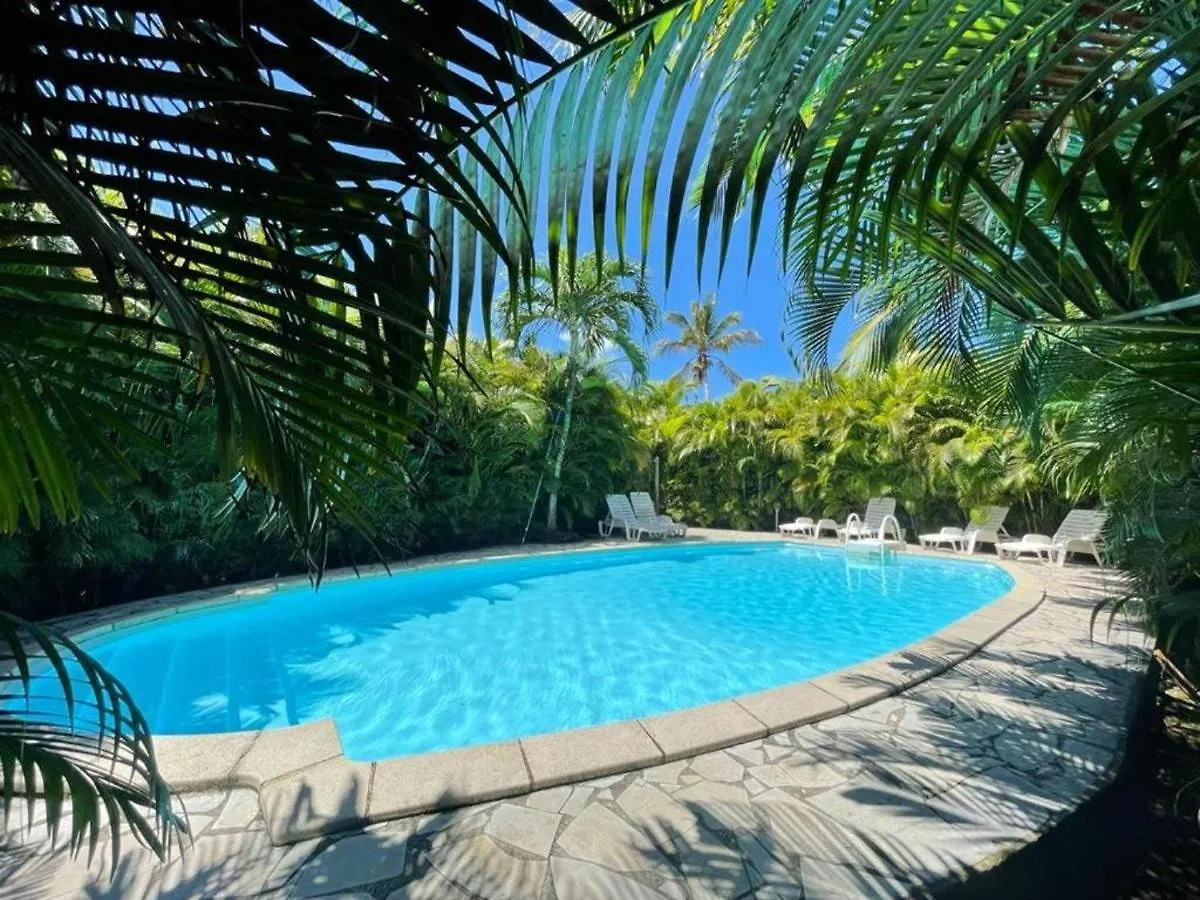 Maison Charmante A Sainte-Rose, Piscine. elérhetőségei